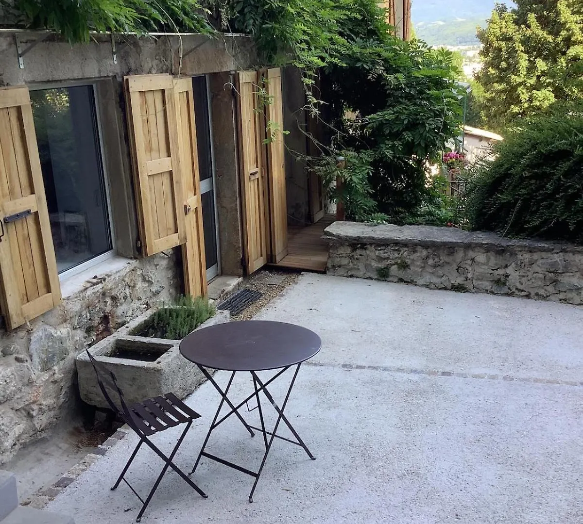 L Atelier Apartment Seyssinet-Pariset 0*,  France